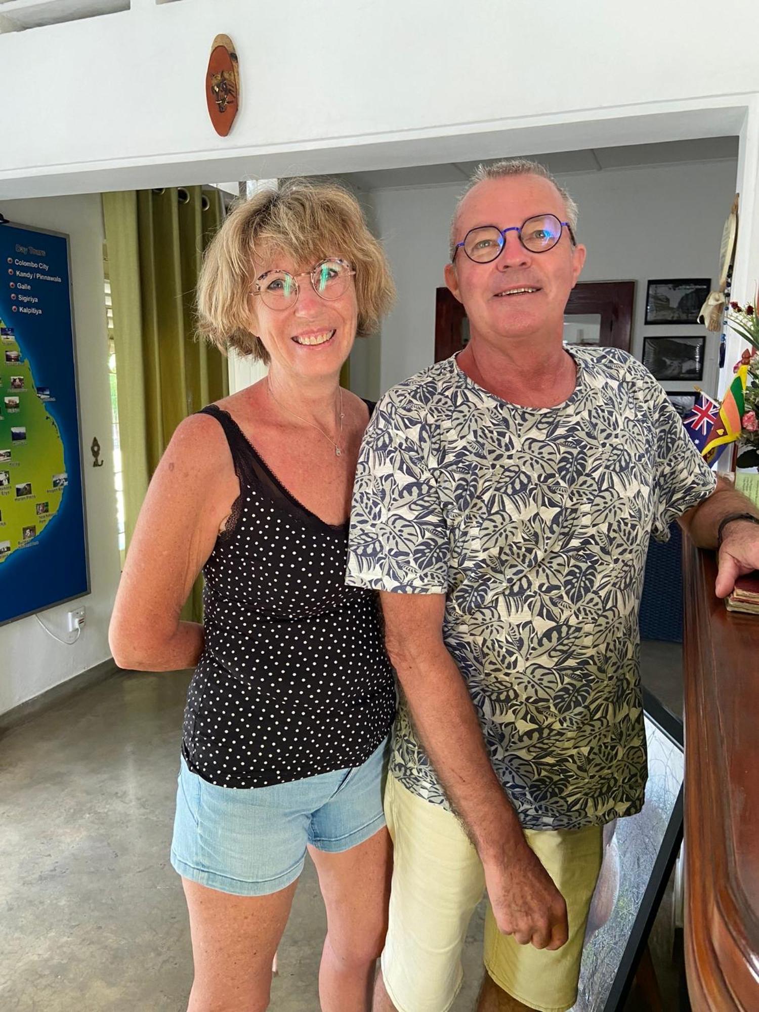 Dions Guest House Negombo Buitenkant foto