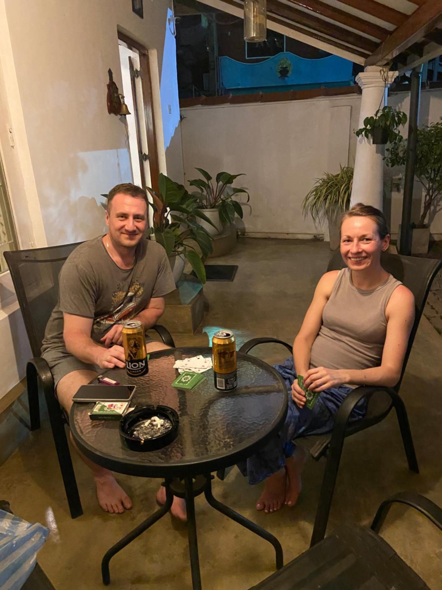 Dions Guest House Negombo Buitenkant foto