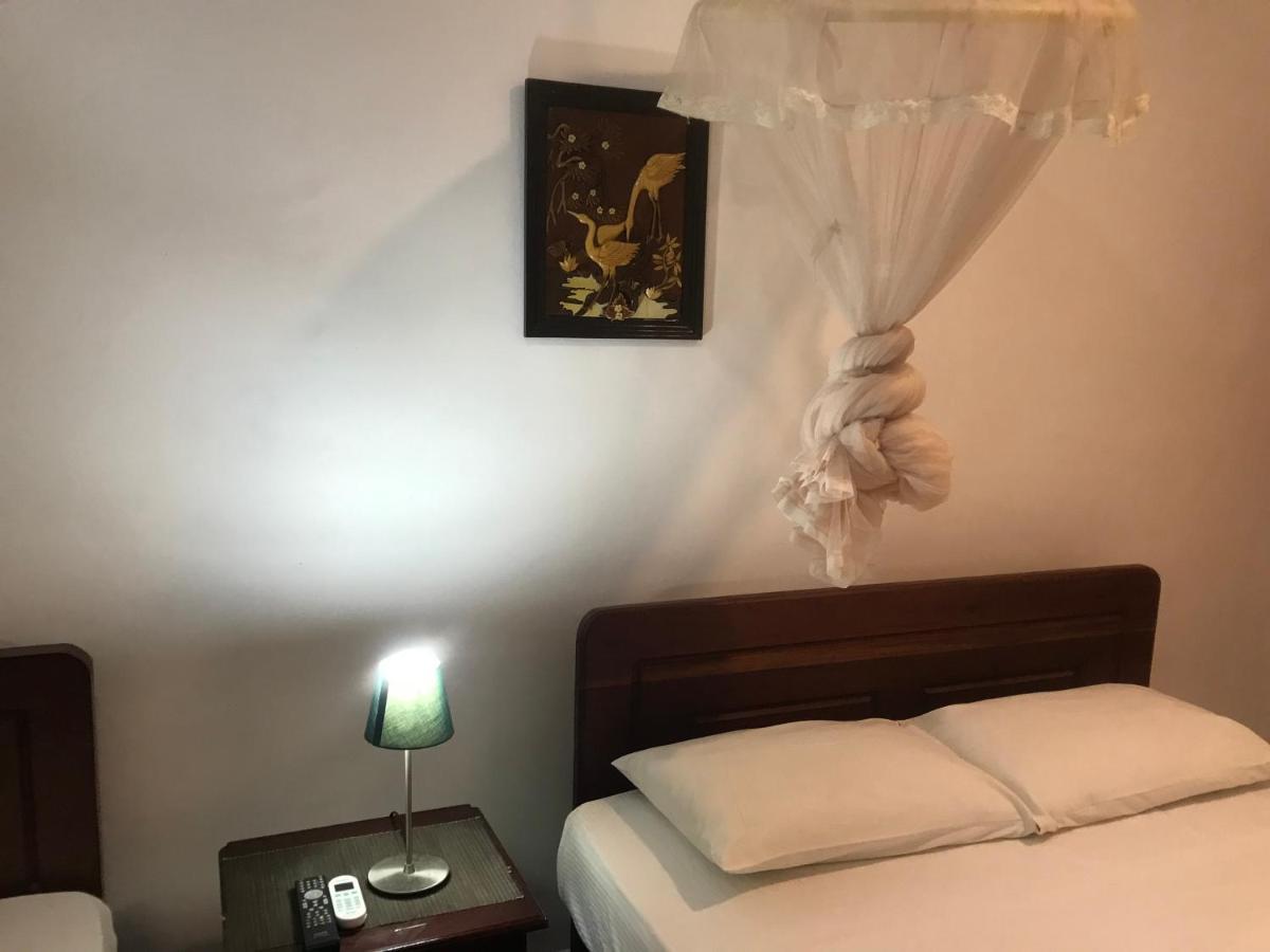 Dions Guest House Negombo Buitenkant foto